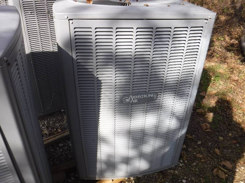 lot 3176 image: Armstrong outdoor AC condenser 5 TON single phase.