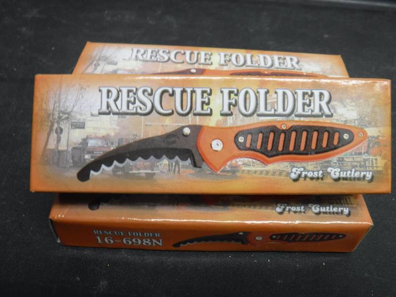 lot 3193 image: Rescue Folder 4 12 Tactical Folder (Orange)