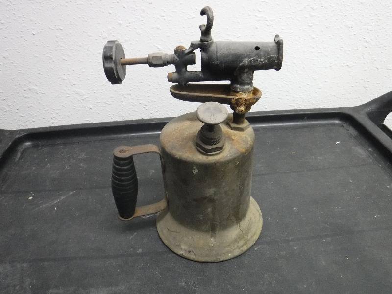 lot 3198 image: Brass torch