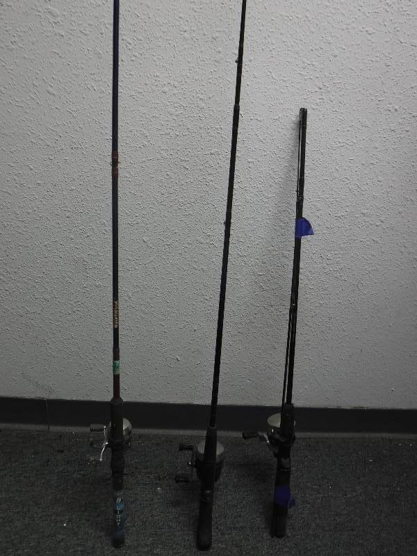 lot 3202 image: Fishing Poles