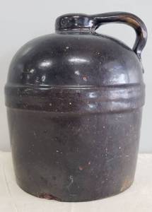 lot 11 image: Antique Red Wing Minnesota - Brown Slip Stoneware 12 Gallon Whiskey Jug with Handle - 7.5in T x 6.5in W - Hand Made