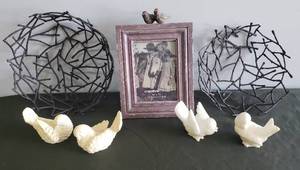lot 49 image: Pair Italian MarbleAlabaster Birds - Marked #76909 & #126909, Large & Medium Size Metal Twig Basket Bowls, Love Bird Photo Frame, & Pair Cast White Stone Bird Figurines
