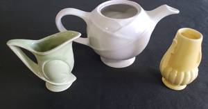 lot 60 image: Vintage Glazed Ceramics - Art Deco Egg Shell Tea Pot - no lid, 1930-40s Seafoam Green Creamer, & Buttercup Yellow Art Deco Bud Vase