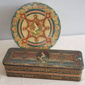 lot 68 image: Vintage HOSTESS FRUIT CAKE TINS - Continental Baking Company 8.25in Round TurquoiseOrange - 1940s Hinged 11.5in Rectangle Tin TurquoiseOrange - in Excellent Condition for Age
