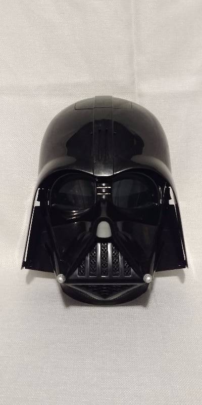 lot 113 image: Star Wars Darth Vader Mask