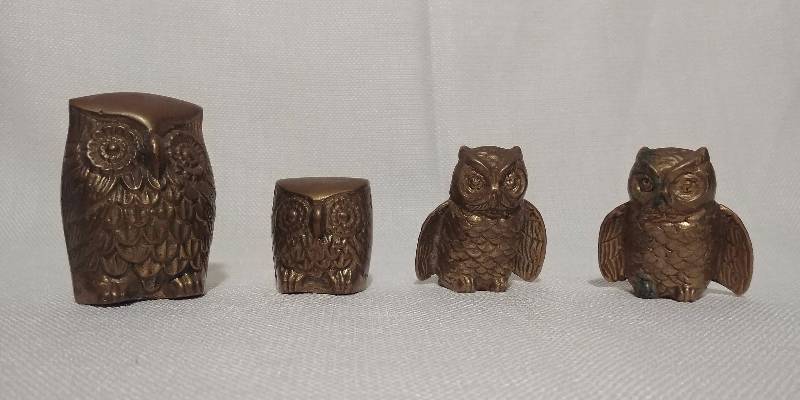lot 114 image: Brass Owl Lot
