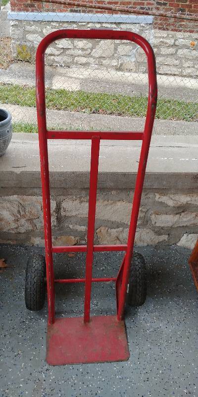 lot 175 image: Moving Dolly