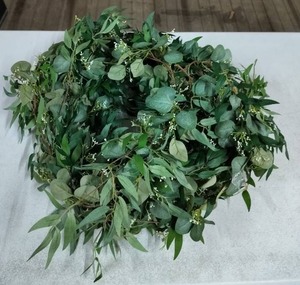 lot 2354 image: Artificial Plant Home Decor