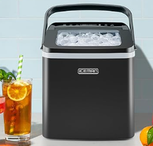 lot 1919 image: Iceman Dual Size Compact Ice Machine