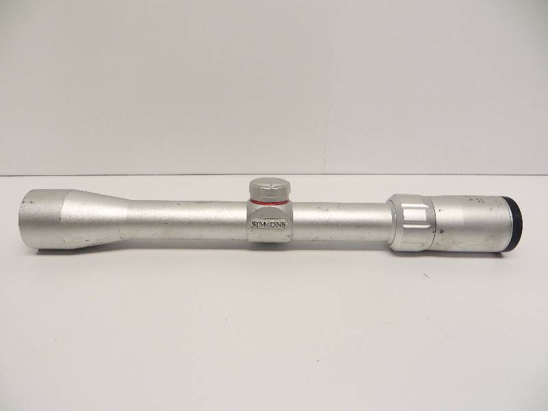lot 1086 image: Simmons 3-9x32 8-point Rifle Scope