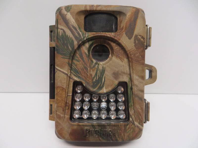 lot 1191 image: Bushnell Trail Camara