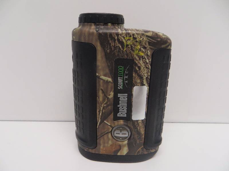 lot 1208 image: Bushnell Scout 1000 ARC Range Finder