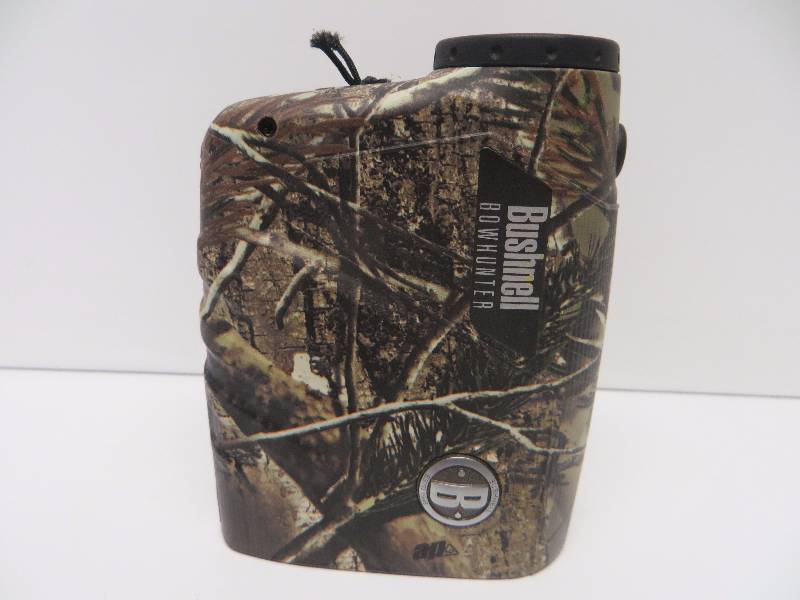 lot 1216 image: Bushnell Bowhunter Range Finder Chuck Adams Edition