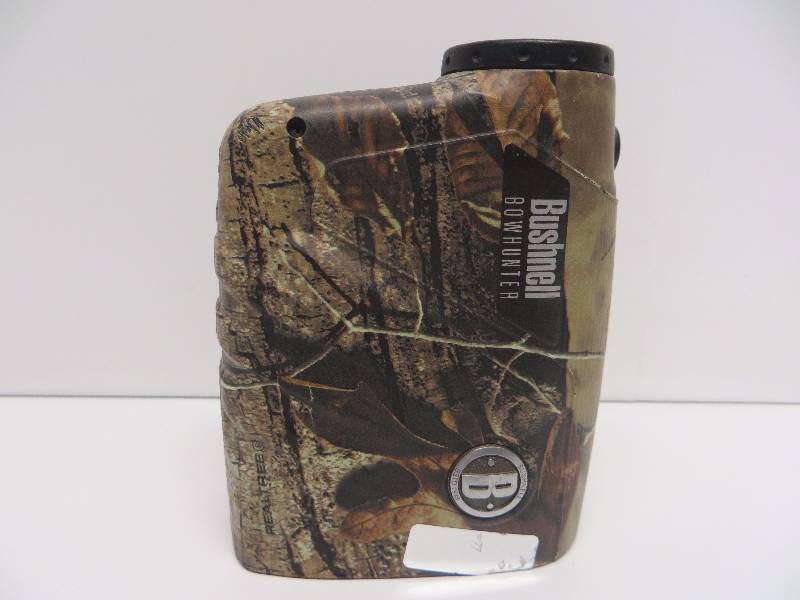 lot 1217 image: Bushnell Bowhunter Range Finder Chuck Adams Edition