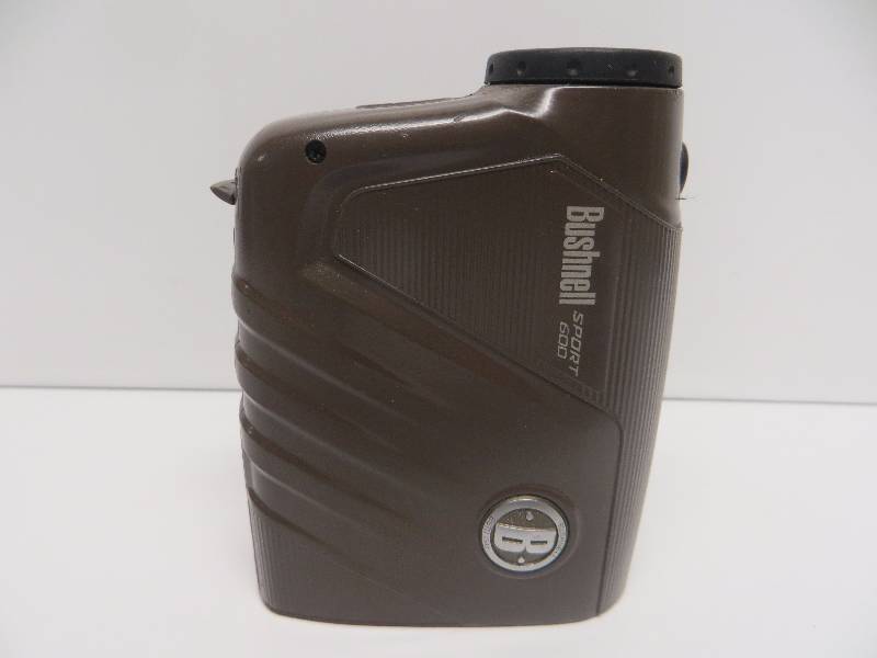 lot 1219 image: Bushnell Sport 600 Range Finder