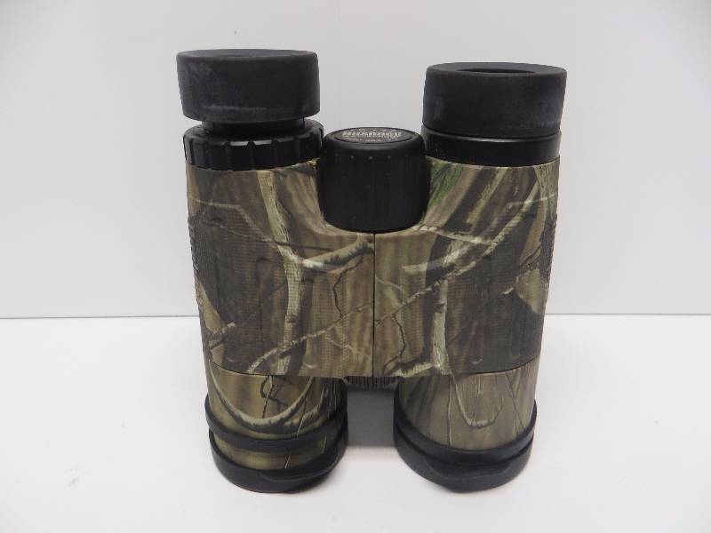 lot 1258 image: Bushnell 10x42 Binoculars Waterproof FOV 304 FT