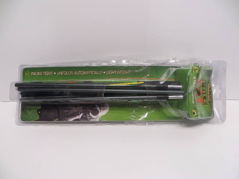 lot 1379 image: Primos Pole Cat Steady Stick