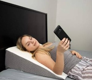 lot 15298 image: K�lbs Bed Wedge Pillow with Memory Foam Top  Chic Jacquard Cover  Wedge Pillow for Sleeping and Acid Reflux, Heartburn, GERD
