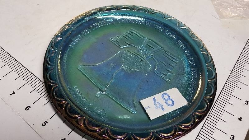 lot 5895 image: Commemorative 1976 American Liberty Bell Plate 8 Blue Carnival  Indiana Glass. Excellent condition Great addition to your collection