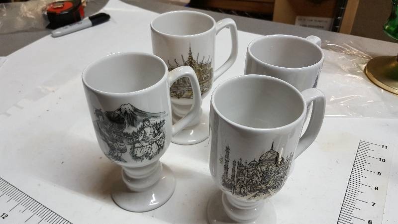 lot 5896 image: Vintage White China Asian Glass Drink ware. Set of 4