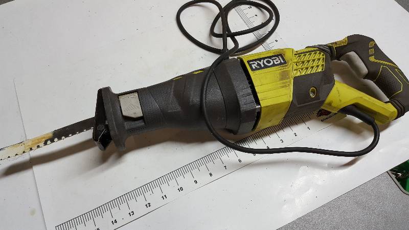 lot 5860 image: Ryobi 120V 10Amp Variable Speed Electric Reciprocating Saw wBlade