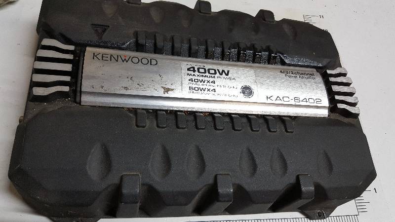 lot 5821 image: Kenwood 400W Power Amplifier #60800482