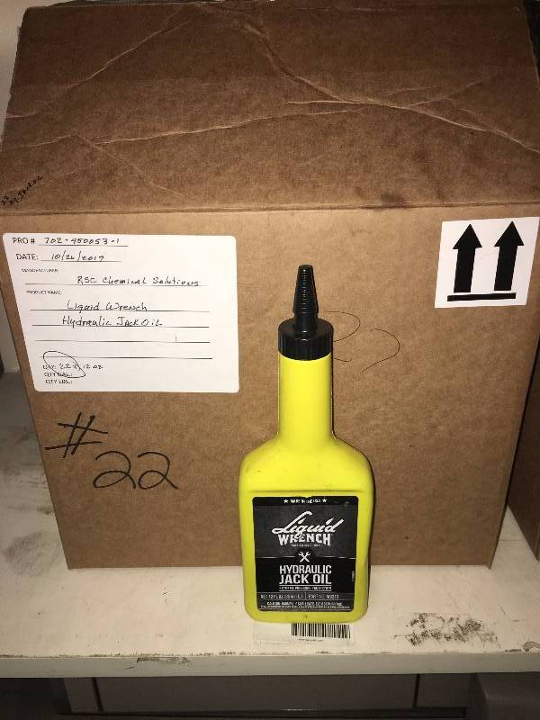 lot 22 image: 22 QTY LIQUID WRENCH HYDRAULIC JACK OIL