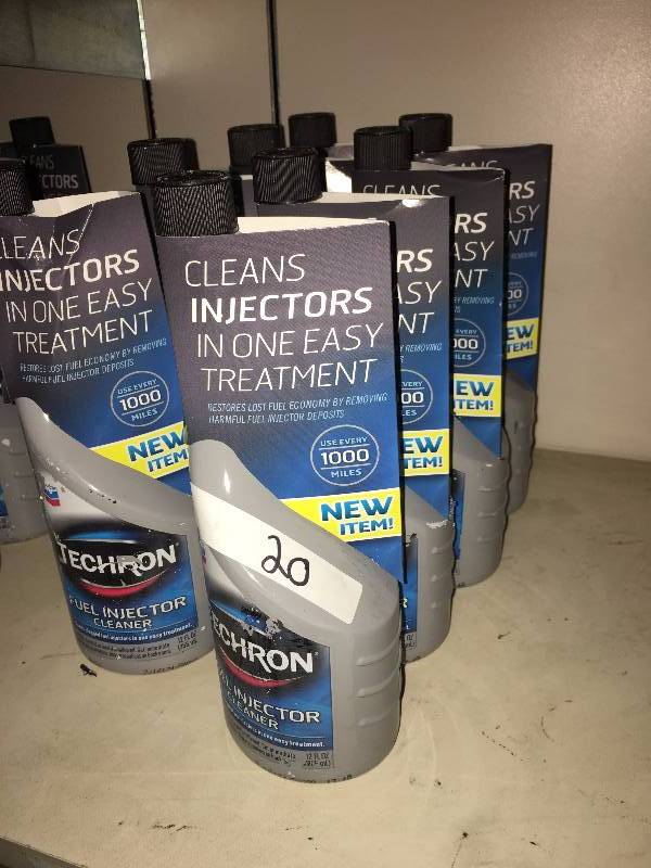 lot 20 image: LOT OF 8 12ozCHEVRON TECHRON