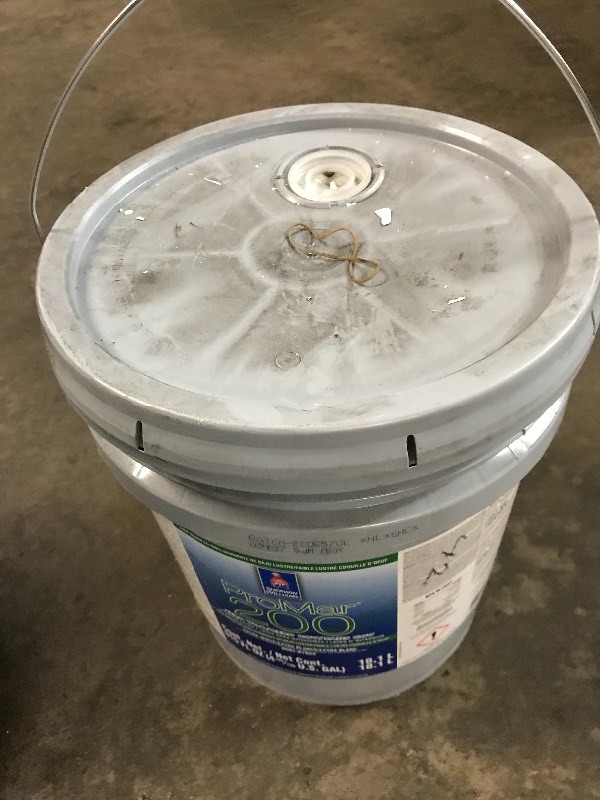 lot 35 image: 5 GAL SHERWIN WILLIAMS PROMAR 200 LATEX PAINT