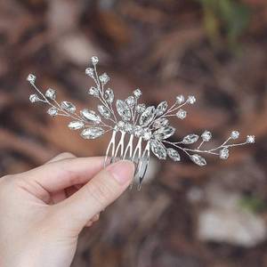 lot 80160 image: Jeairts Rhinestone Bridal Hair Comb Crystal Wedding Hair Pieces Sparkly Brides Headpiece Hair Dress Decorative Wedding Hair Accessories for Brides and Bridesmaids (1-Silver)