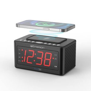 lot 82589 image: Emerson Smartset Wireless Charging Alarm Clock Radio Featuring a Large 1.4 Red LED Display and Temperature Sensor, FM Radio, Black