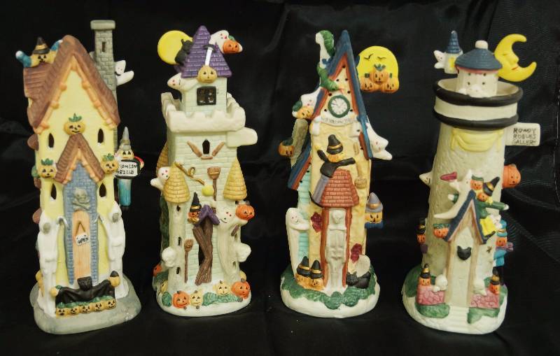 lot 7338 image: Lot of 4 Halloween Village Figurines - (Chimney on one is broken but can be fixed) See Photo - these are SO CUTE