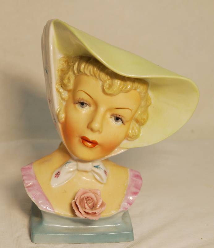 lot 7306 image: Vintage, Beautiful Lady Head Vase - UCAGO - NC - Hand painted Japan - Very nice condition see photos Almost 7 tall