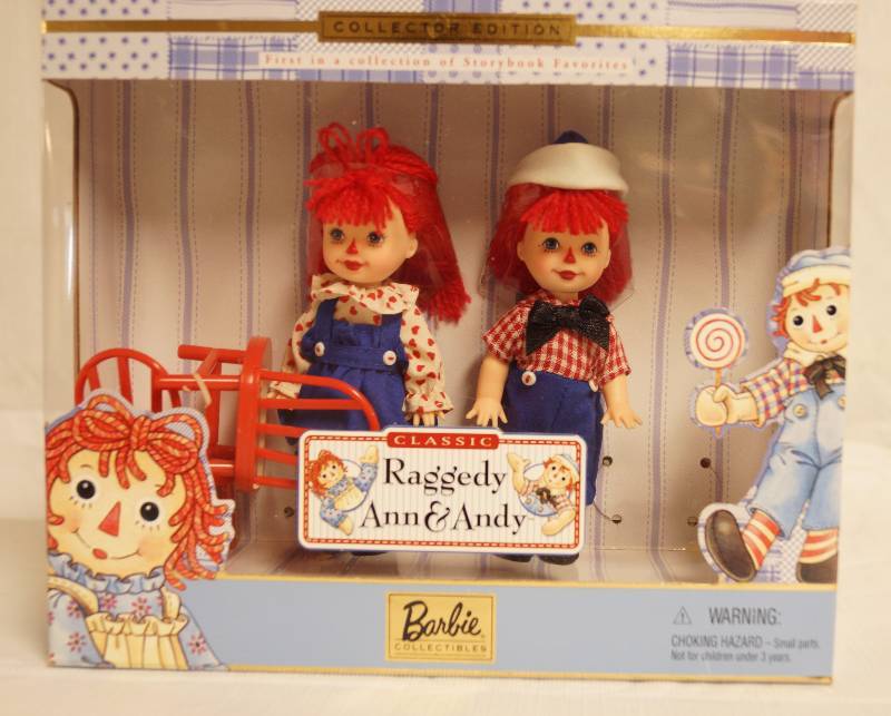 lot 1057 image: Barbie  - Kelly & Tommy Dolls as Raggedy Ann & Andy Collectors Edition Dolls - New in Package EXCELLENT Condtion
