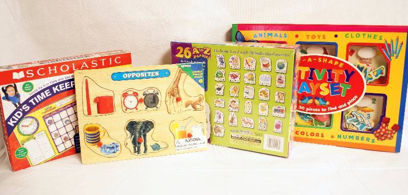 lot 2287 image: Lot of Kids Learning Toys - ALL NEW Puzzle, CalendarWatch - FUN while you learn - GIFT IDEA