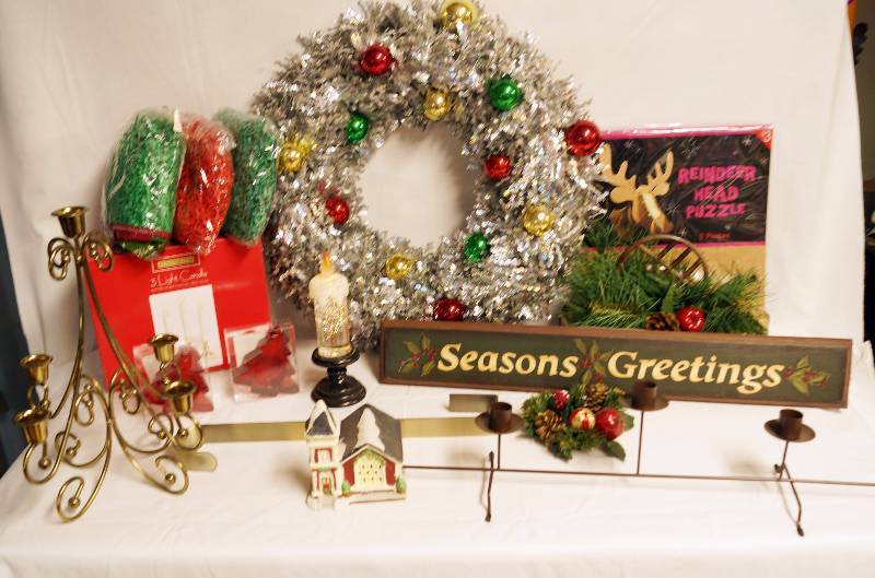 lot 2378 image: Christmas Decor - NEW Paper Filler, wreath, handing sign and more - metal candle holder, etc.