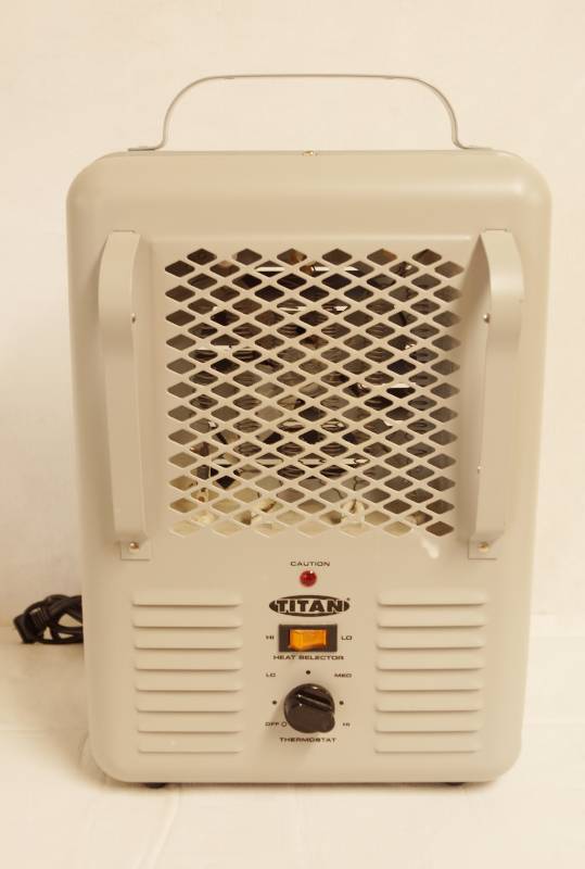 lot 2315 image: Titan Electric Heater - Variable Heat Selector and Thermostat - WORKS