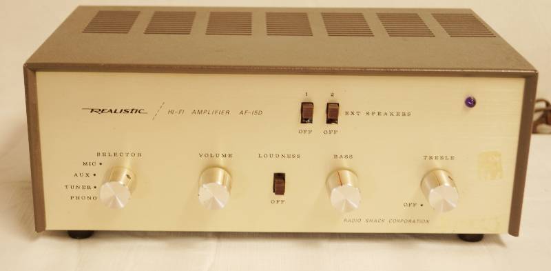 lot 2317 image: Vintage Realistic Hi-Fi Amplifier AF-150 - Works