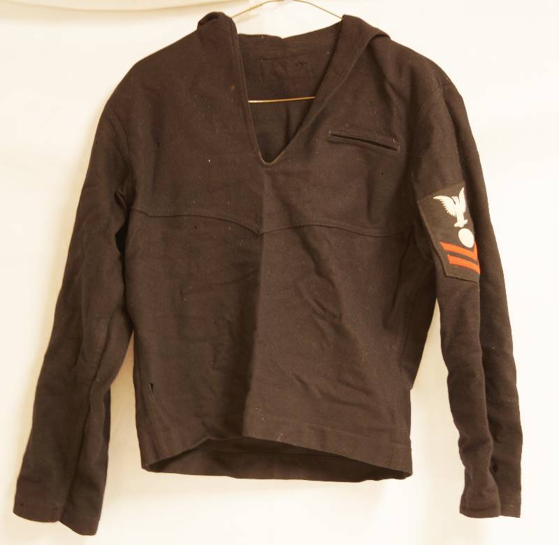 lot 2384 image: WWII Jacket - Neat piece of history Nice condition