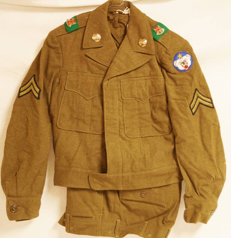 lot 2385 image: Vintage Military Uniform ALASKA with patches and insignia - Jacket and Pants - Lined Number 0-7326