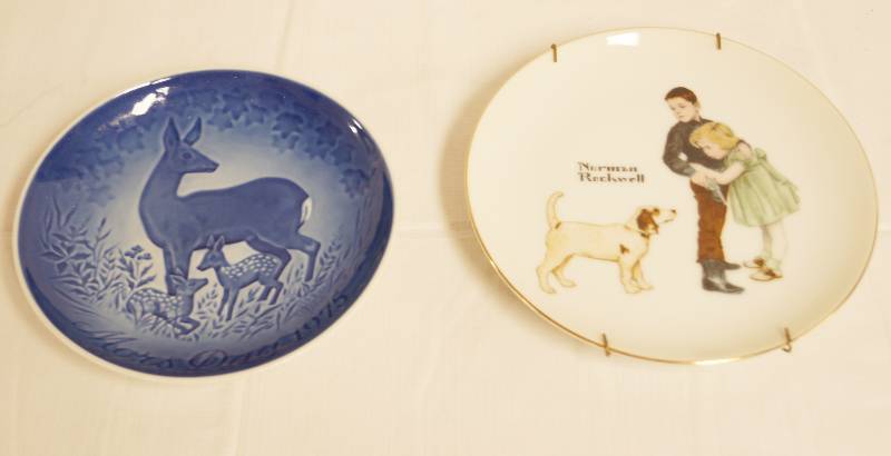 lot 2387 image: Lot of 2 Decorative Plates - B&G Copenhagen and BIG BROTHER - see photos