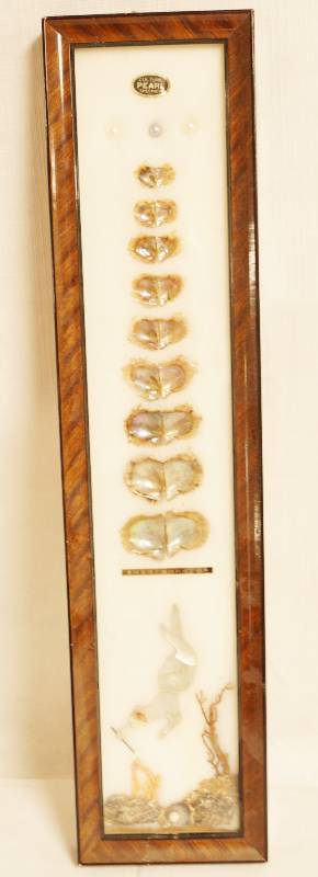 lot 2471 image: Beautiful Oyster Shell and Pearl Artwork - Japanese writing on the bottom - Framed - 18 tall COOL