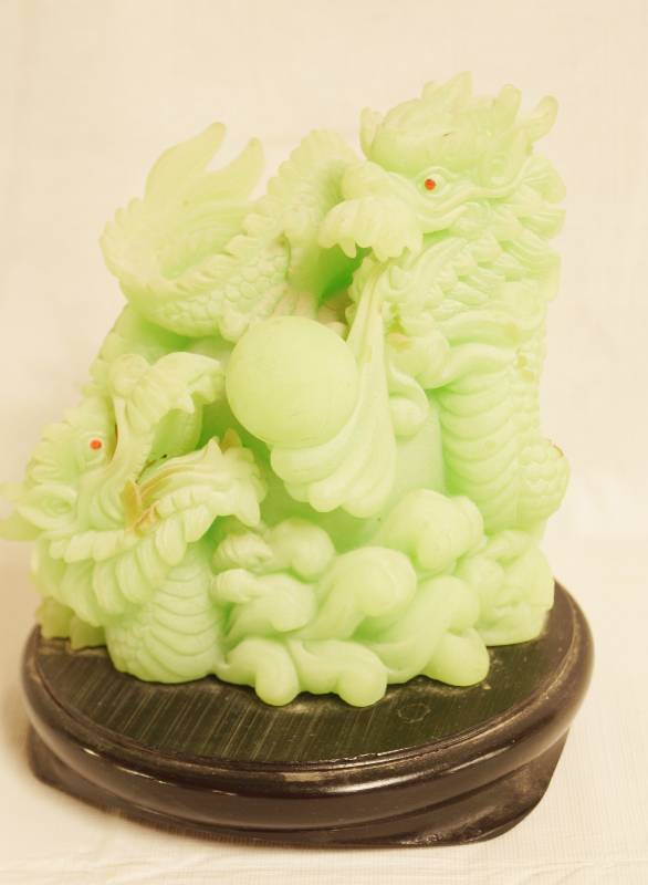 lot 2478 image: Amazing and Beautiful Oriental Dragon Piece - HEAVY Stop by the preview to check this one out Its Cool