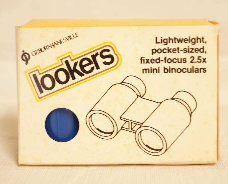 lot 2499 image: lookers Lightweight, pocket-sized fixed focus 2.5x mini binoculars w original box Cool