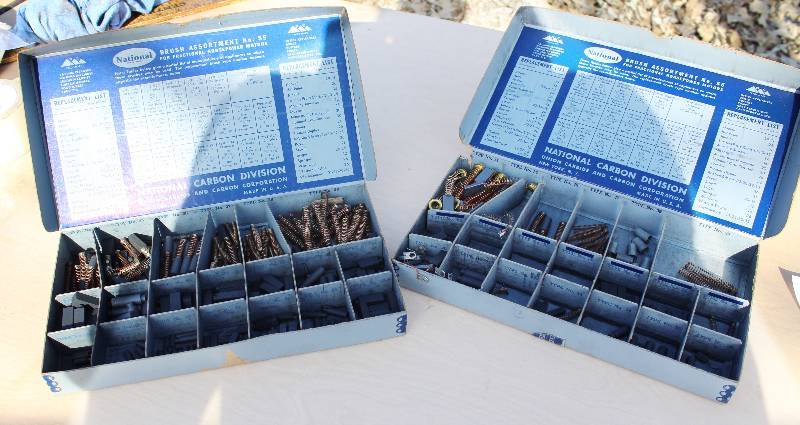 lot 6611 image: National- Set of 2 No.55 Brush Assortment Sets