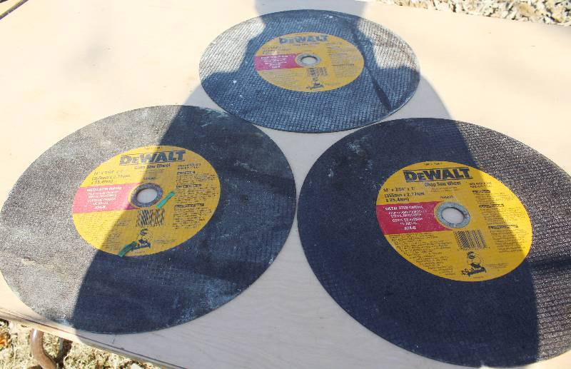 lot 7063 image: Set of 3 Dealt 14 Inch Chop Saw Wheels- Abrasive, Metal Cutting Blades