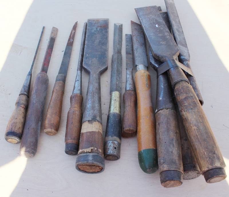 lot 7069 image: Set of 12 Assorted Wood Lathe Knives- What a BUNDLE