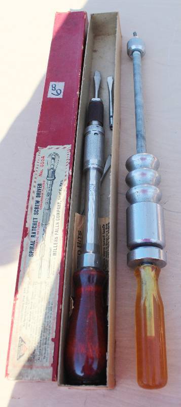 lot 7070 image: Millers Falls Spiral Ratchet Screw Driver No. 6108  w Chip Puller