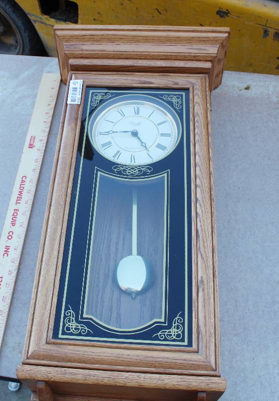 lot 6564 image: Wall Clock