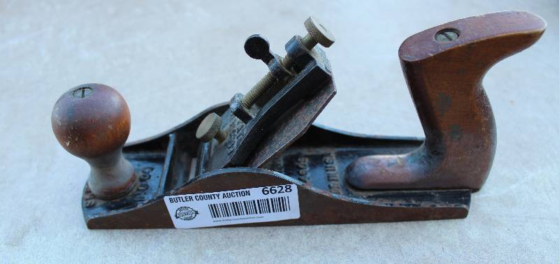 lot 6628 image: Shelton Wood Plane- No. 4- Very Neat
